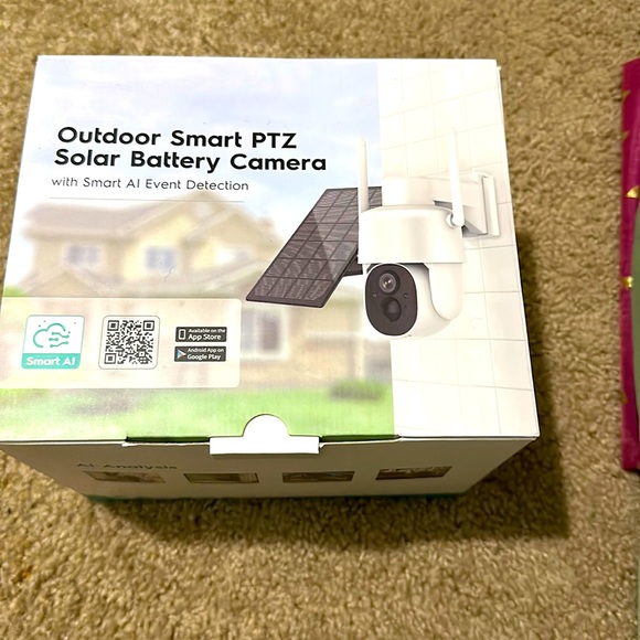 New, never used Outdoor smart PTZ solar battery camera - Picture 1 of 5